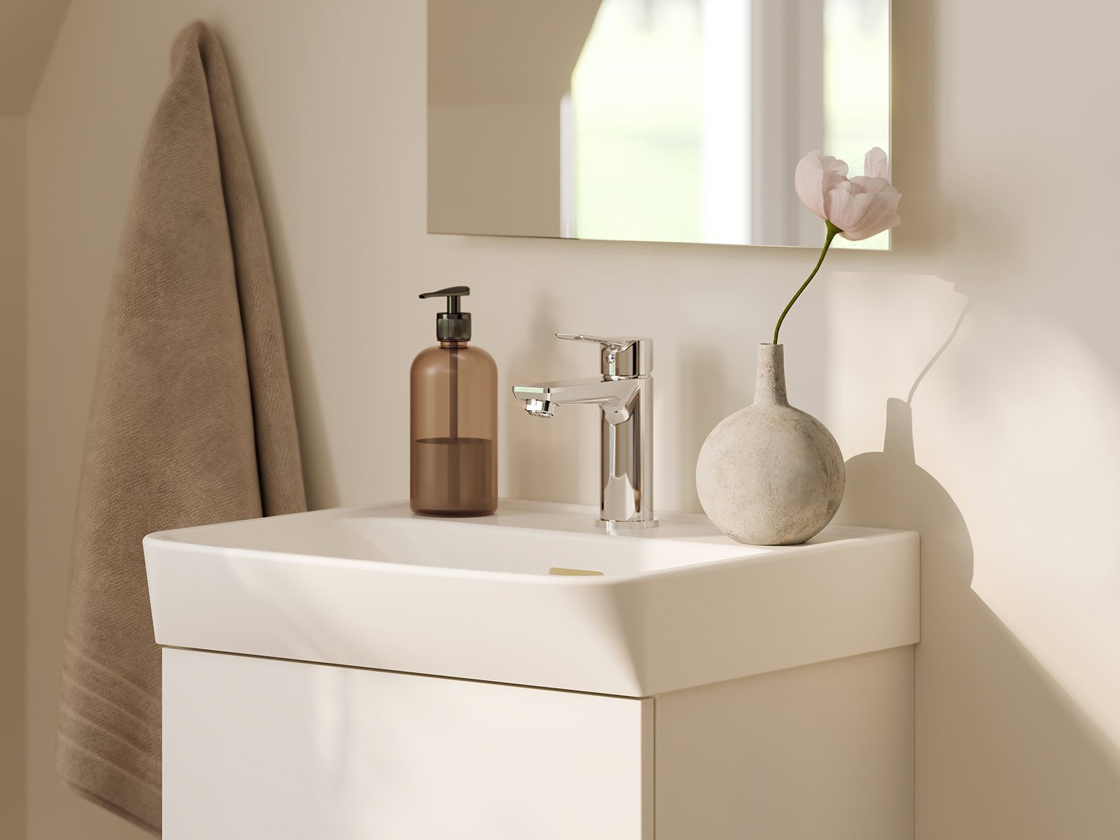 Tarju – a small, contemporary washbasin mixer perfectly suited for smaller washbasins.